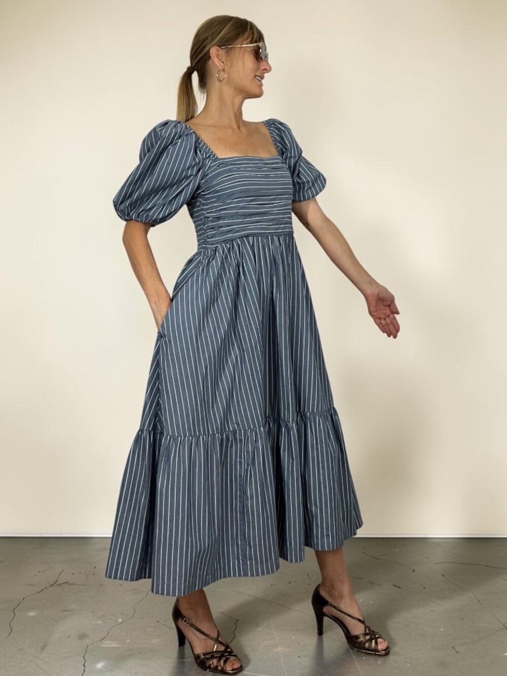 Abercrombie & Fitch Poplin Puff Sleeve Midi Dress M Blue Striped - Picture 5 of 16